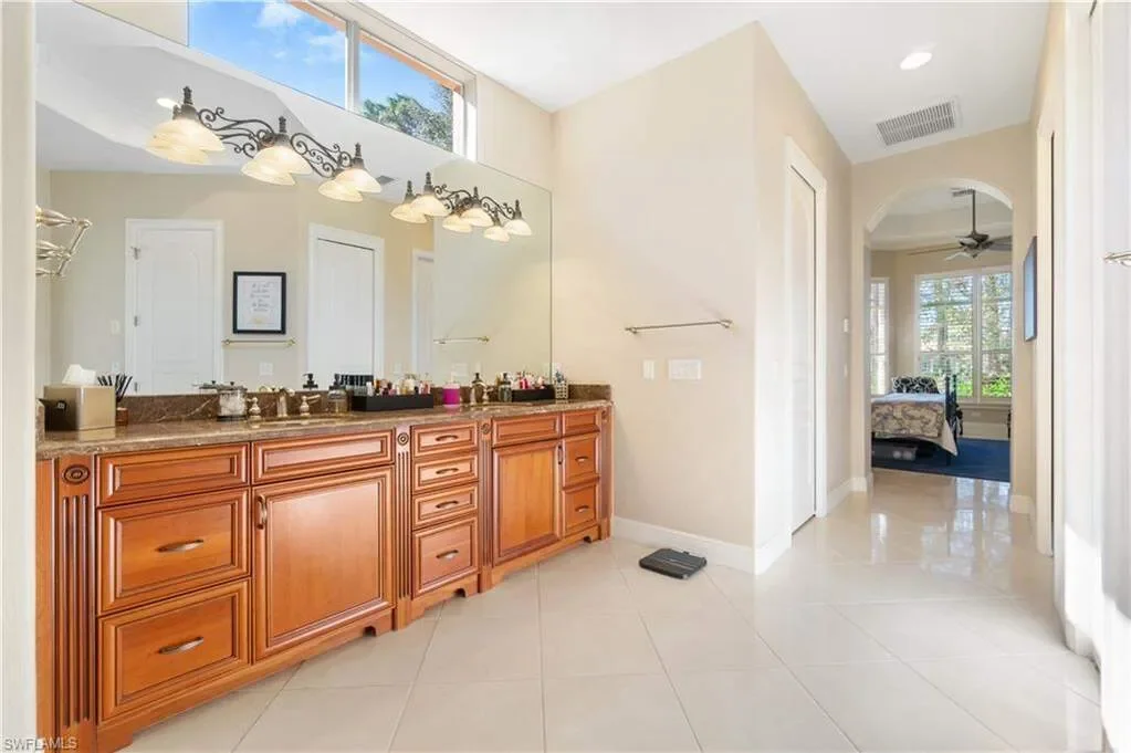 245 Charleston CT, Naples, FL, 34110, USA, Bonita Springs, Florida, United States. - Photo 19