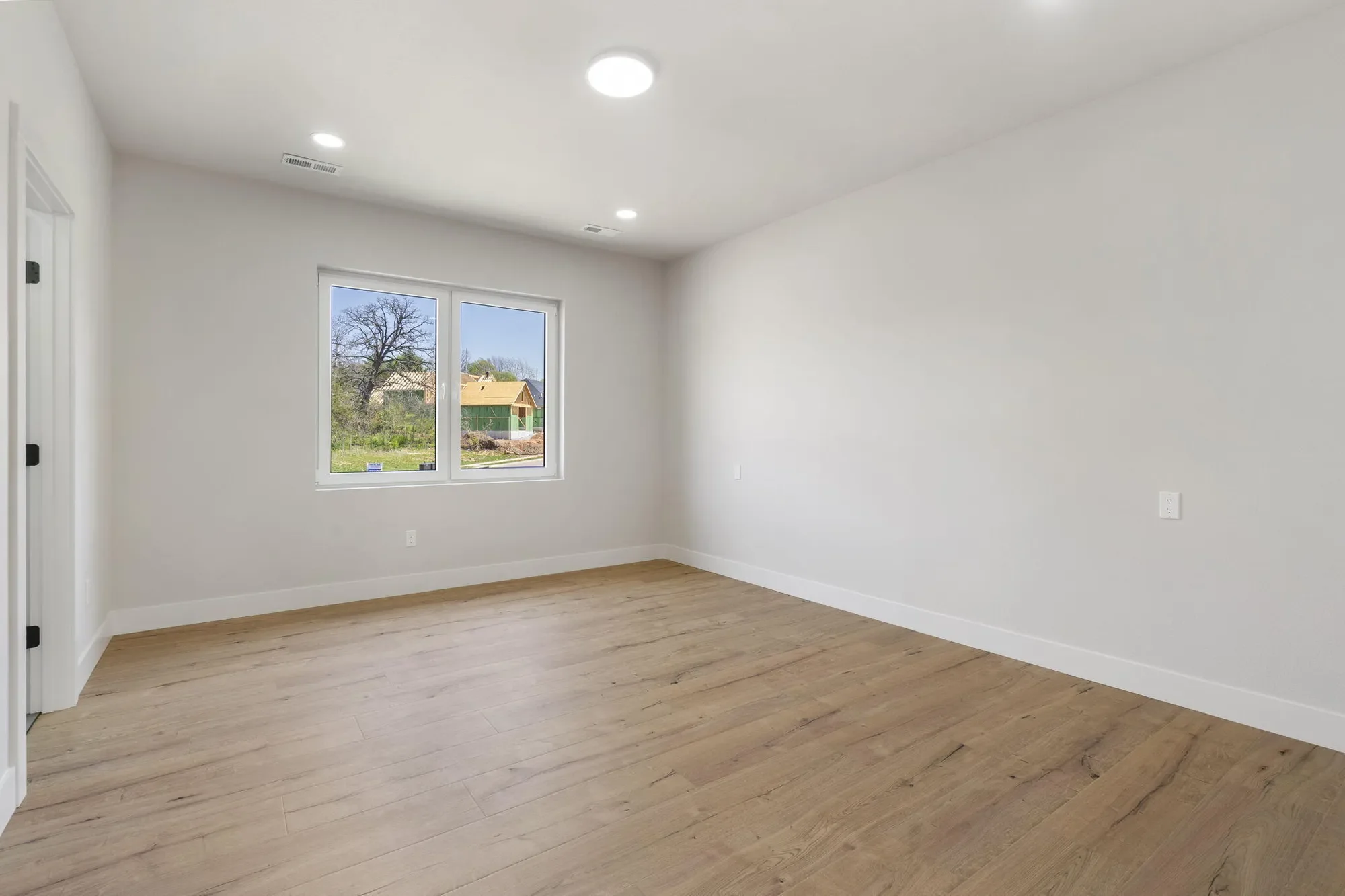 Gallery photo 6