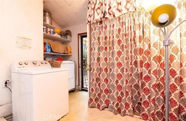14527 S Corlett, Compton, CA 90220, Compton, California, United States. - Photo 21