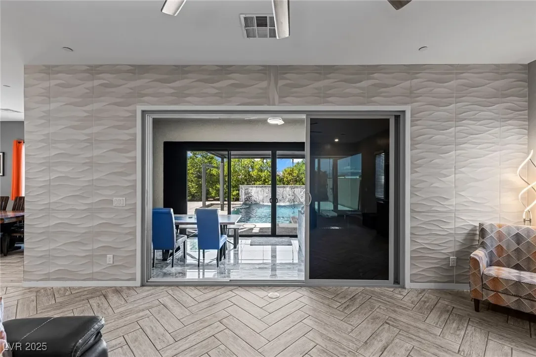 731 Glowing Horizon Street, Henderson, Nevada, United States. - Photo 14