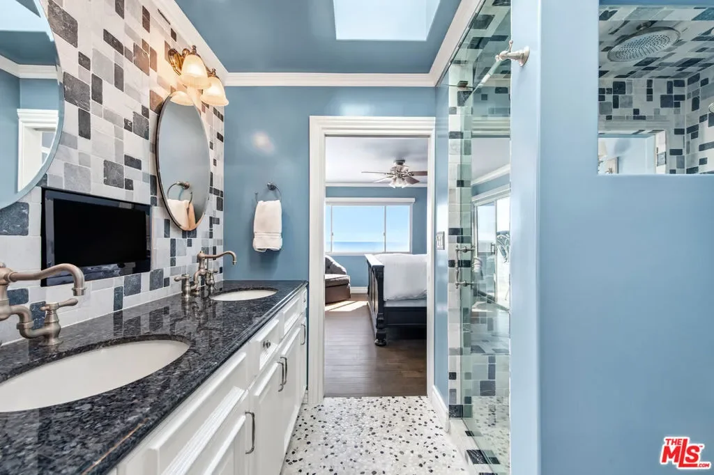 22548 Pacific Coast Highway 401, Malibu, California, United States. - Photo 10