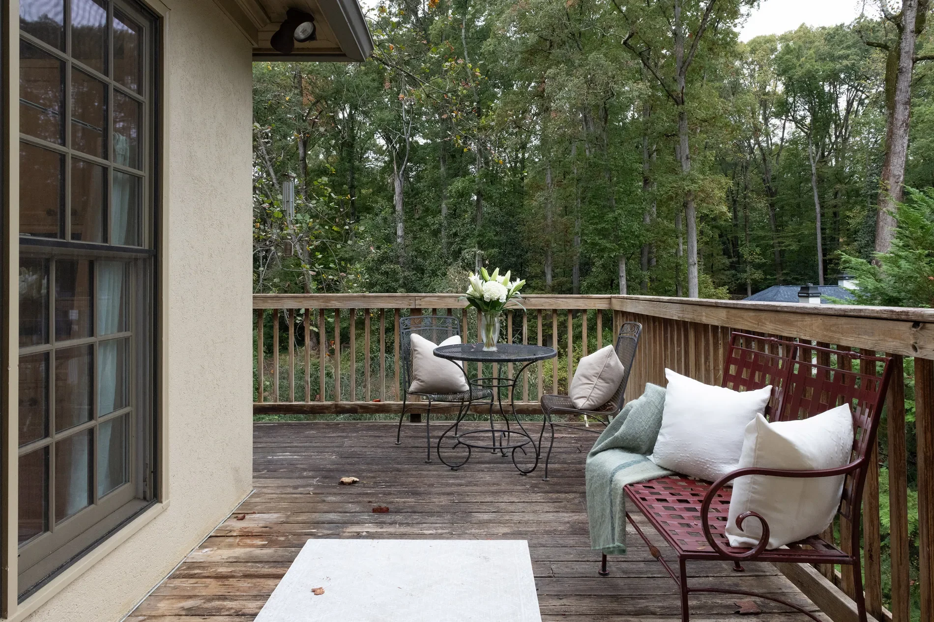 Exterior photo 3