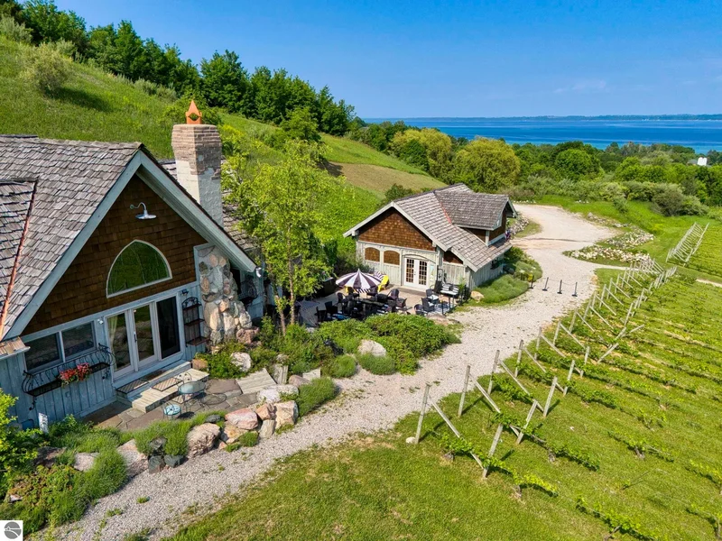 10702 E Hill Top Road, Suttons Bay, MI, 49682, USA, Suttons Bay, Michigan, United States. - Photo 20