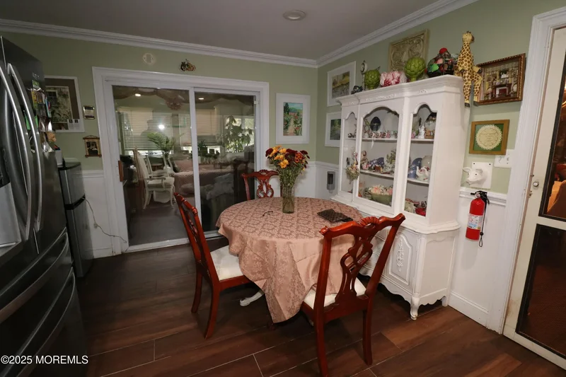 13 Ivy Hill Drive, Aberdeen, NJ 07747, Matawan, New Jersey, United States. - Photo 12