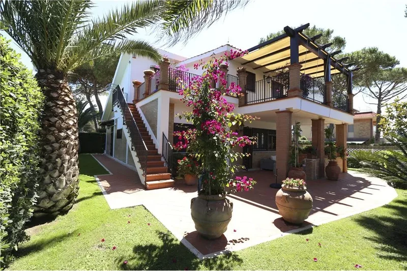 Villa singola in vendita a Terracina, Porto Badino
