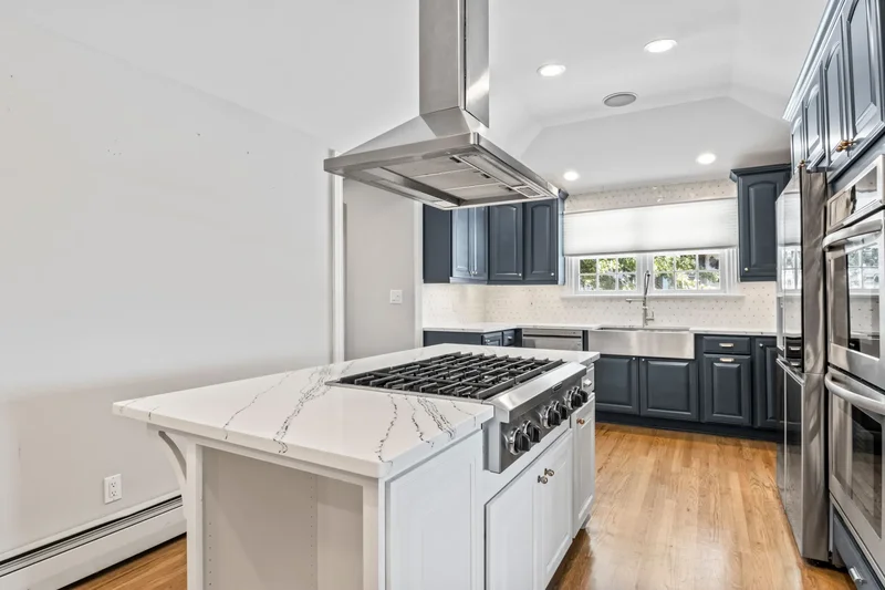 59 Western Concourse , Amity Harbor, NY 11701, Amityville, New York, United States. - Photo 8