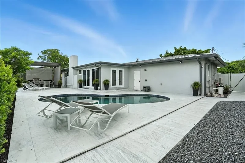 5 Glenview Manor DR, Fort Myers Beach, Florida, United States. - Photo 40