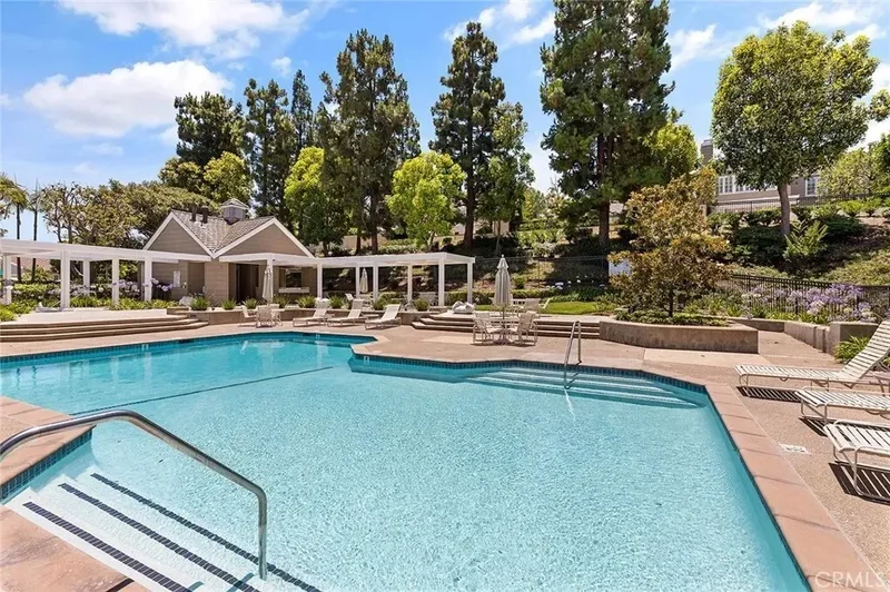 81 Hillsdale Drive, Newport Beach, California, United States. - Photo 27