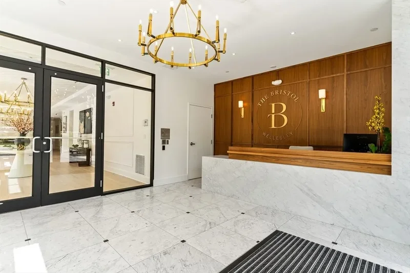 148 Weston Rd, #207, Wellesley, MA, 02482, USA, Wellesley, Massachusetts, United States. - Photo 8