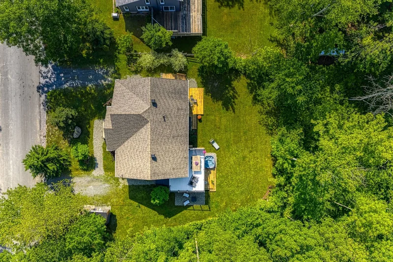 48 Rue Montagne, Lac-Brome, Quebec, Canada. - Photo 43