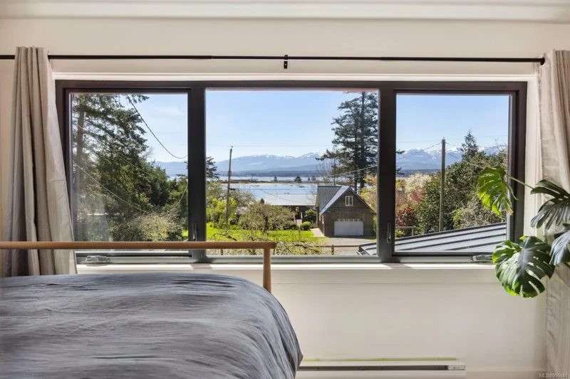 1304 Midden Rd, Comox, British Columbia, Canada. - Photo 31