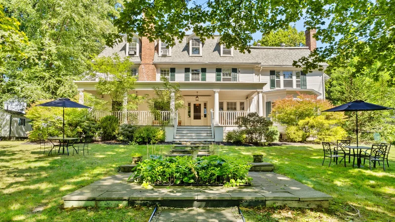 7 Hubbard St, Lenox, MA 01240, Lenox, Massachusetts, United States. - Photo 45
