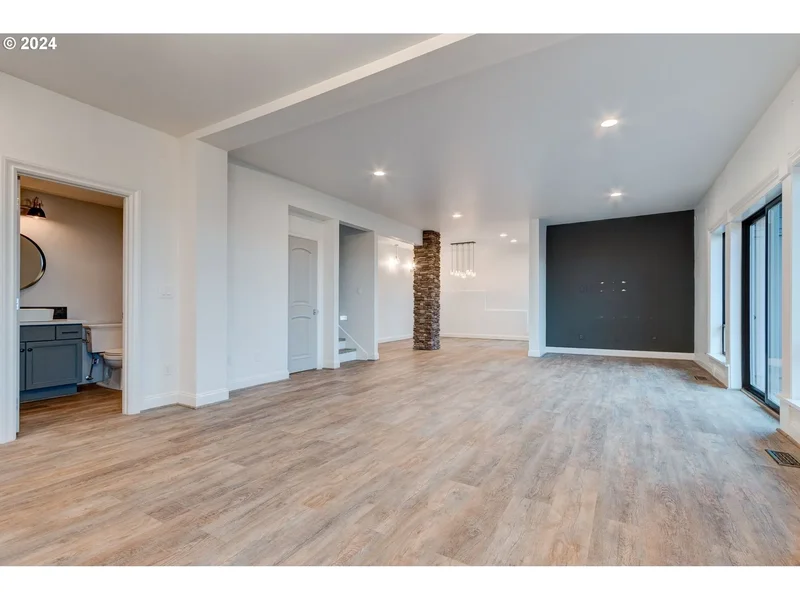 10230 NW GLOAMING LN, Portland, OR, 97229, USA, Portland, Oregon, United States. - Photo 25