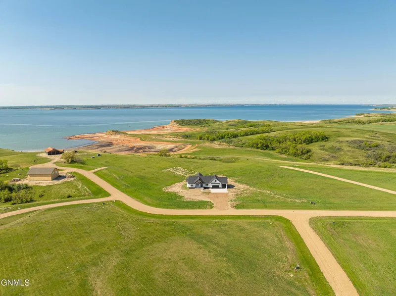 1265 42l Avenue Nw, Garrison, ND 58540, Garrison, North Dakota, United States. - Photo 126