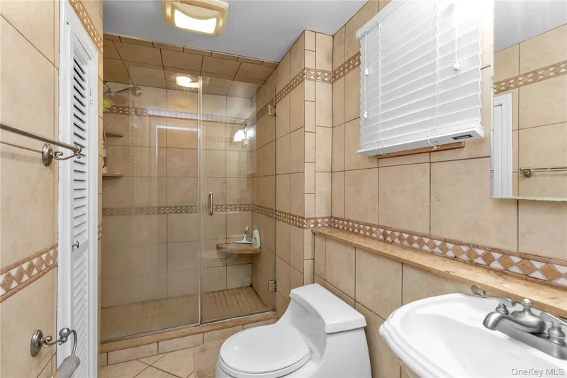 50 Jerome Drive, Glen Cove, New York, United States. - Photo 11