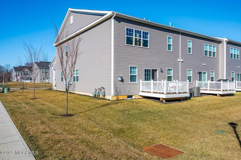 1001 Navigator Avenue, Marlboro, NJ 07746, Marlboro Township, New Jersey, United States. - Photo 49