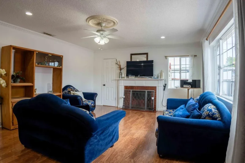 2232 Euclid Avenue, East Palo Alto, California, United States. - Photo 2