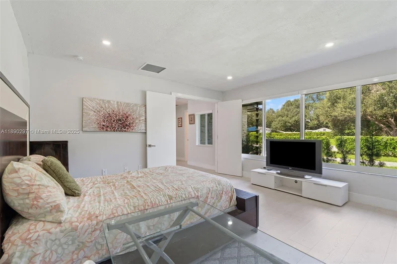 11811 SW 82 Rd, Coral Gables, Florida, United States. - Photo 30