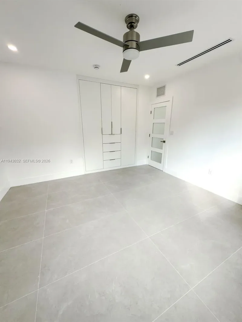 588 Palmetto Dr, Miami Springs, Florida, United States. - Photo 38