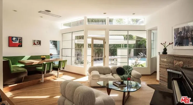 947 N Martel Avenue, Los Angeles, California, United States. - Photo 5