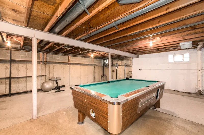 5818 N Octavia Avenue , Chicago, IL 60631, Chicago, Illinois, United States. - Photo 12