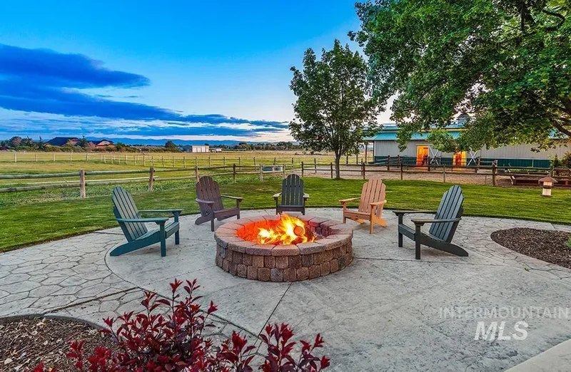 999 N Cow Horse Dr, Kuna, ID 83634, Kuna, Idaho, United States. - Photo 37