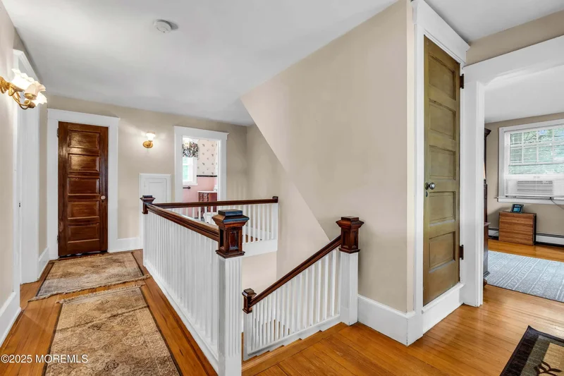 28 Broadway Road, Freehold, NJ 07728, Freehold Township, New Jersey, United States. - Photo 3