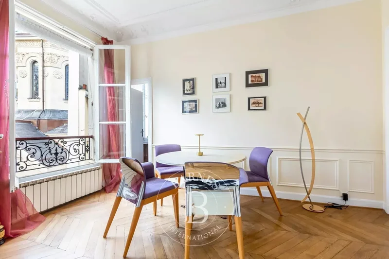 Paris, Île-de-France, France. - Photo 7