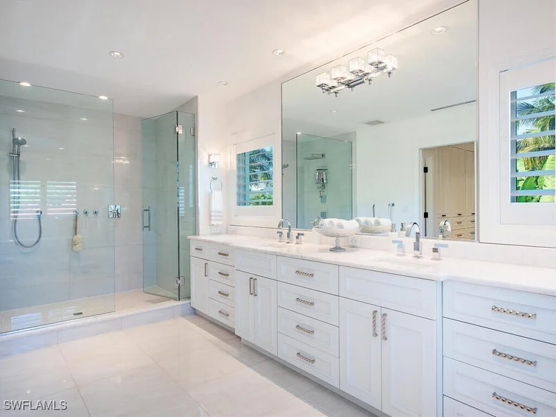501 2nd Avenue N, Naples, Florida, United States. - Photo 4