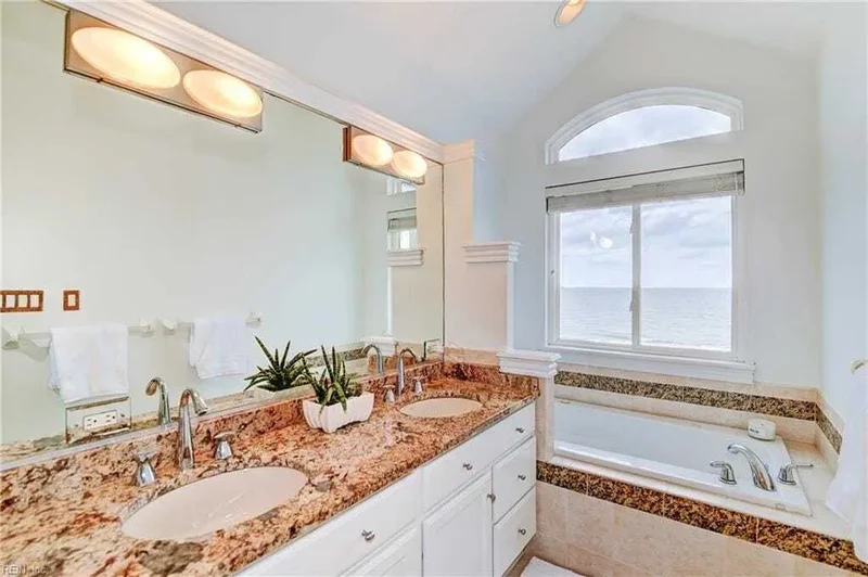 4458 Ocean View Avenue, Virginia Beach, Virginia, United States. - Photo 28