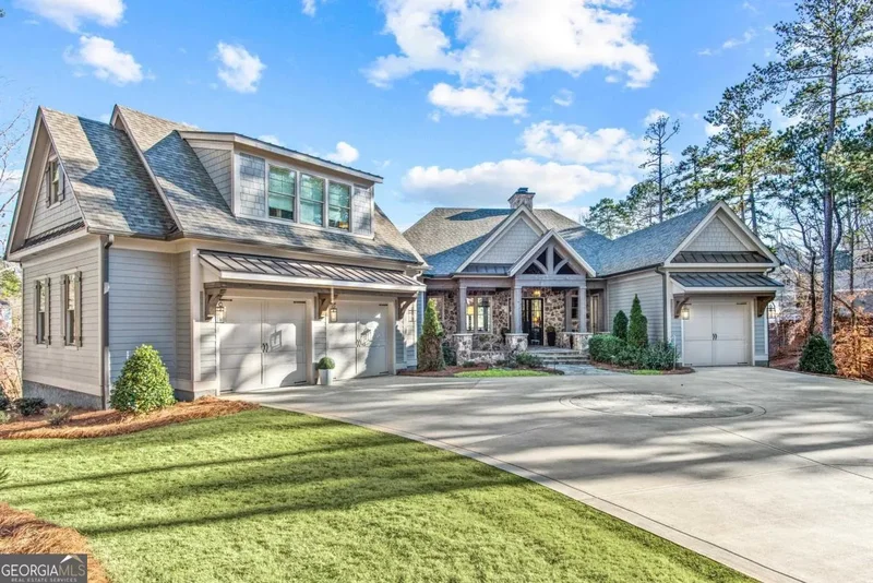Single Family Residence in Greensboro