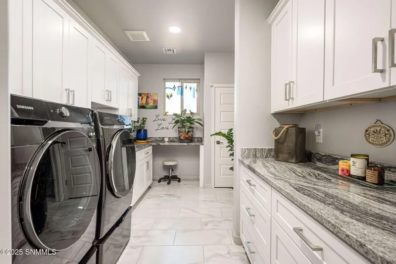 8120 Willow Bloom Circle, Las Cruces, NM 88007, Las Cruces, New Mexico, United States. - Photo 32