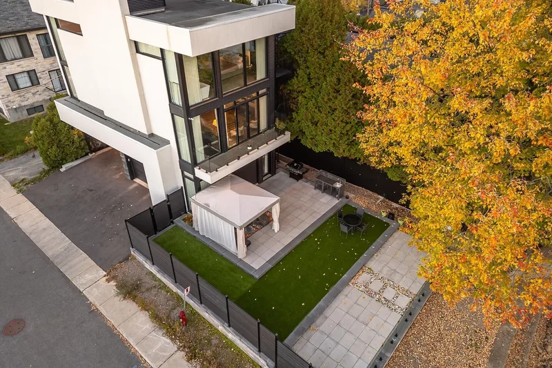 1 68e Avenue, Chomedey, QC H7V2M5, Laval, Quebec, Canada. - Photo 62