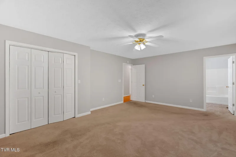 887 Berry Road, Bulls Gap, TN 37711, Greeneville, Tennessee, United States. - Photo 28