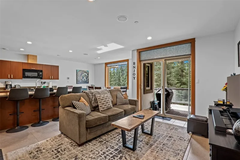 3270 Village Way 304, Sun Peaks, British Columbia, Canada. - Photo 16