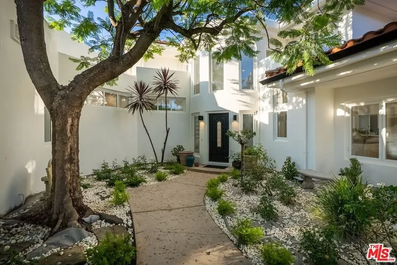 21965 Saddle Peak Rd, Topanga, CA 90290, Topanga, California, United States. - Photo 38
