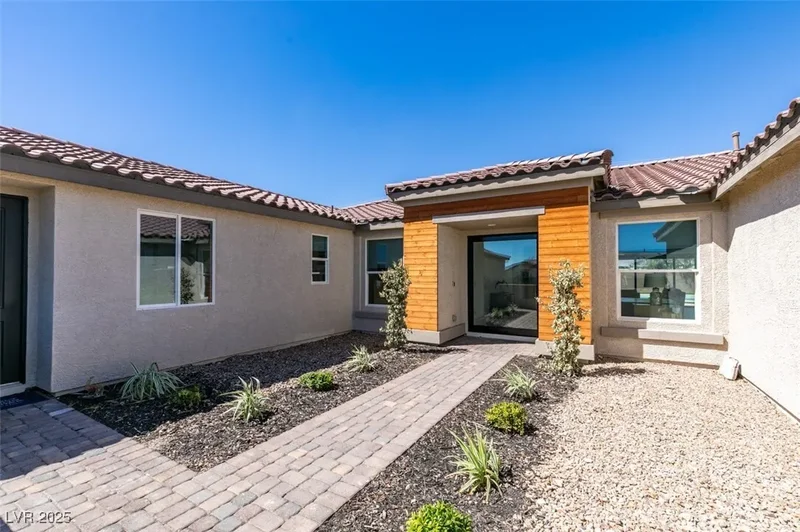 8741 Grand Pass Court, Las Vegas, Nevada, United States. - Photo 3