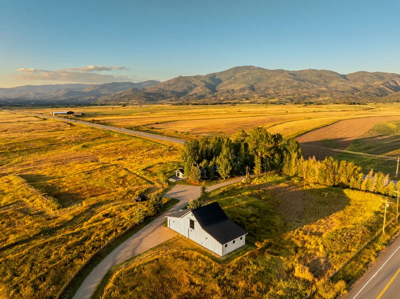 31900 County Road 22 Unit# A&B, Steamboat Springs, CO 80487, Steamboat Springs, Colorado, United States. - Photo 41
