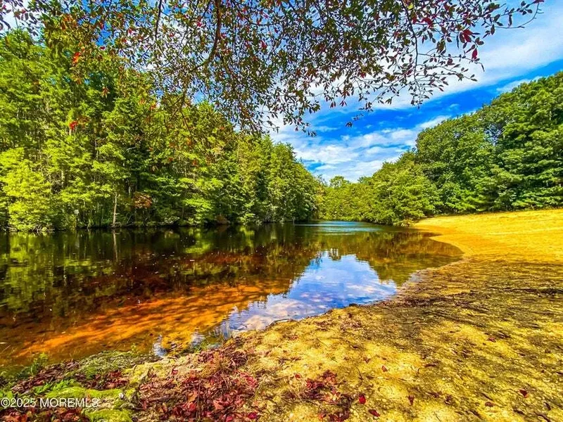 1972 GLEN OAK DRIVE, Forked River, NJ 08731, Lacey Township, New Jersey, United States. - Photo 2