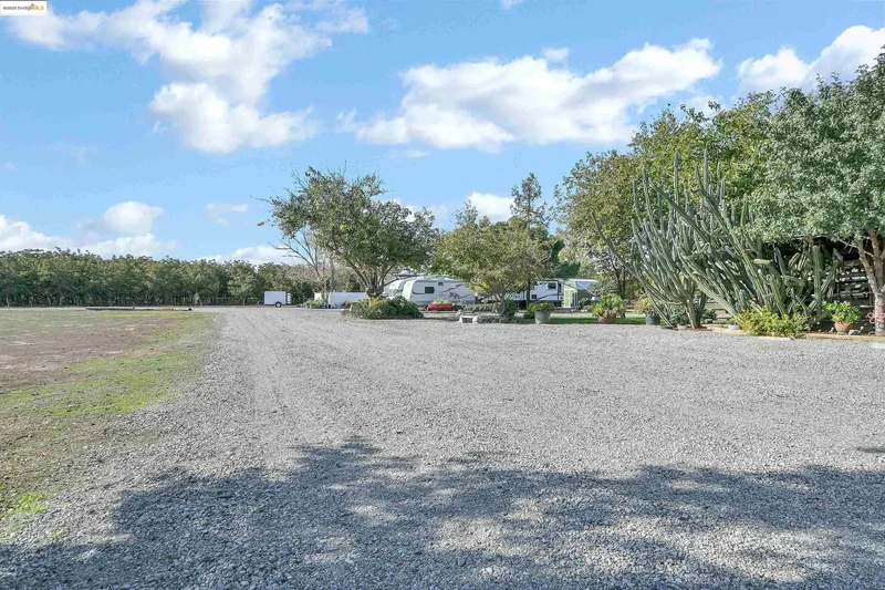 23701 Marsh Creek Rd, Brentwood, California, United States. - Photo 47