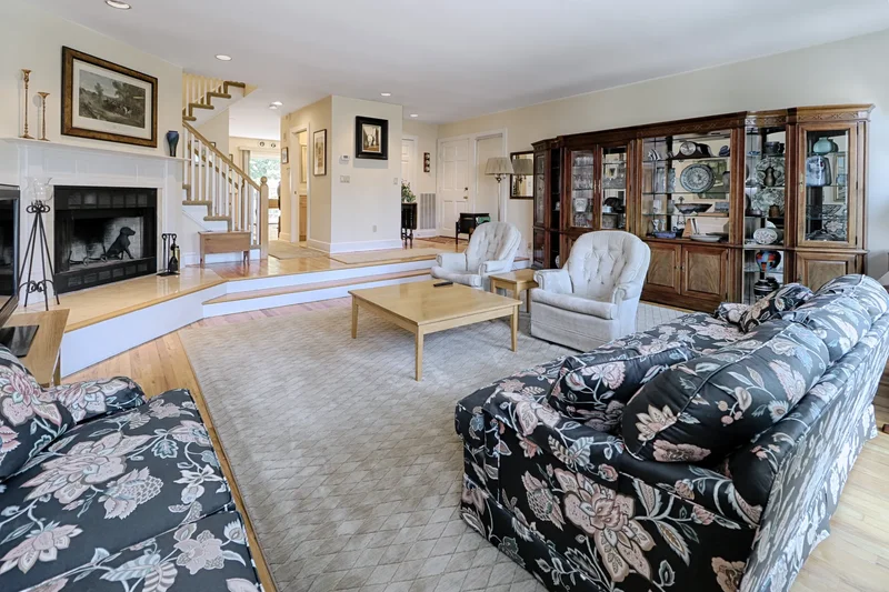 972 South Pine Creek Road 972, Fairfield, CT 06824, Fairfield, Connecticut, United States. - Photo 6