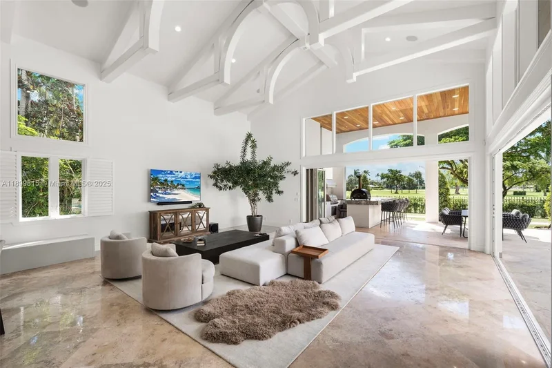 2800 NE 40th St, Fort Lauderdale, Florida, United States. - Photo 86