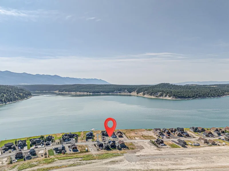 1663 Koocanusa Lake Drive, East Kootenay B, British Columbia, Canada. - Photo 33