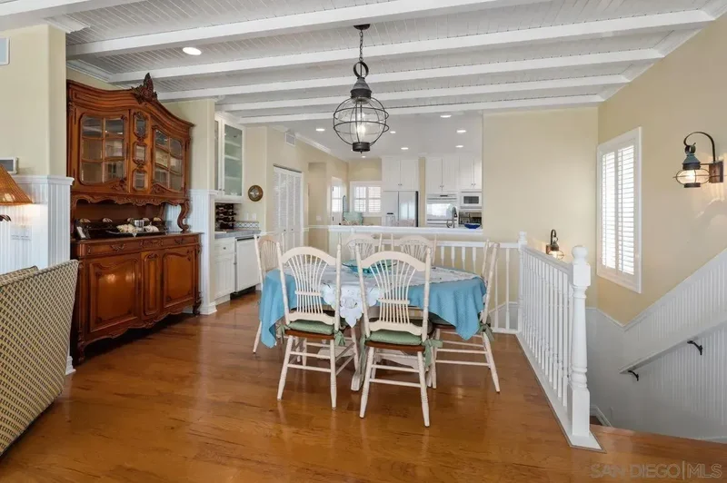 2740 Ocean Front Walk, San Diego, CA 92109, San Diego, California, United States. - Photo 38