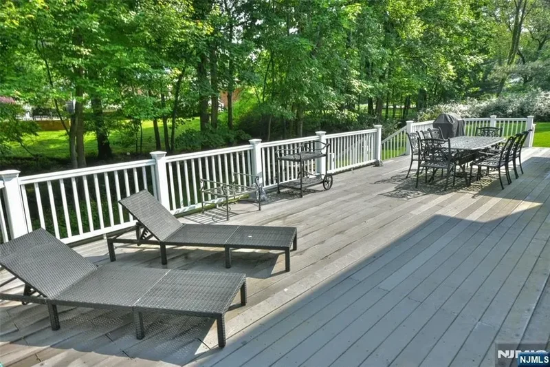 25 Stony Brook Drive, North Caldwell, NJ, 07006, USA, Caldwell, New Jersey, United States. - Photo 15