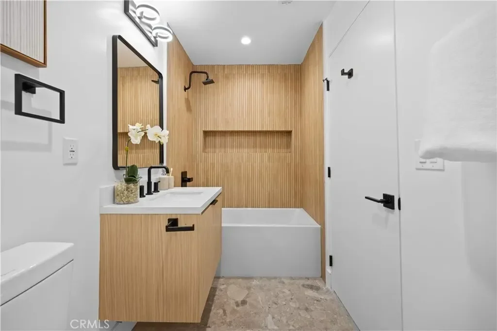 6849 N Figueroa Street, Los Angeles, California, United States. - Photo 17