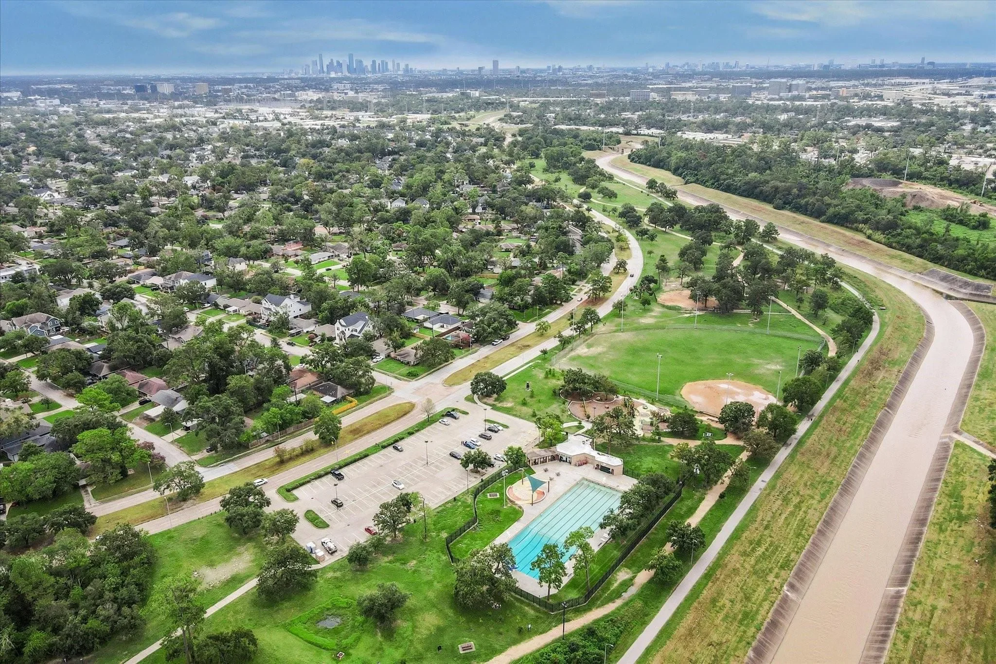 2211 Saxon Drive, Houston, Texas, United States. - Photo 19
