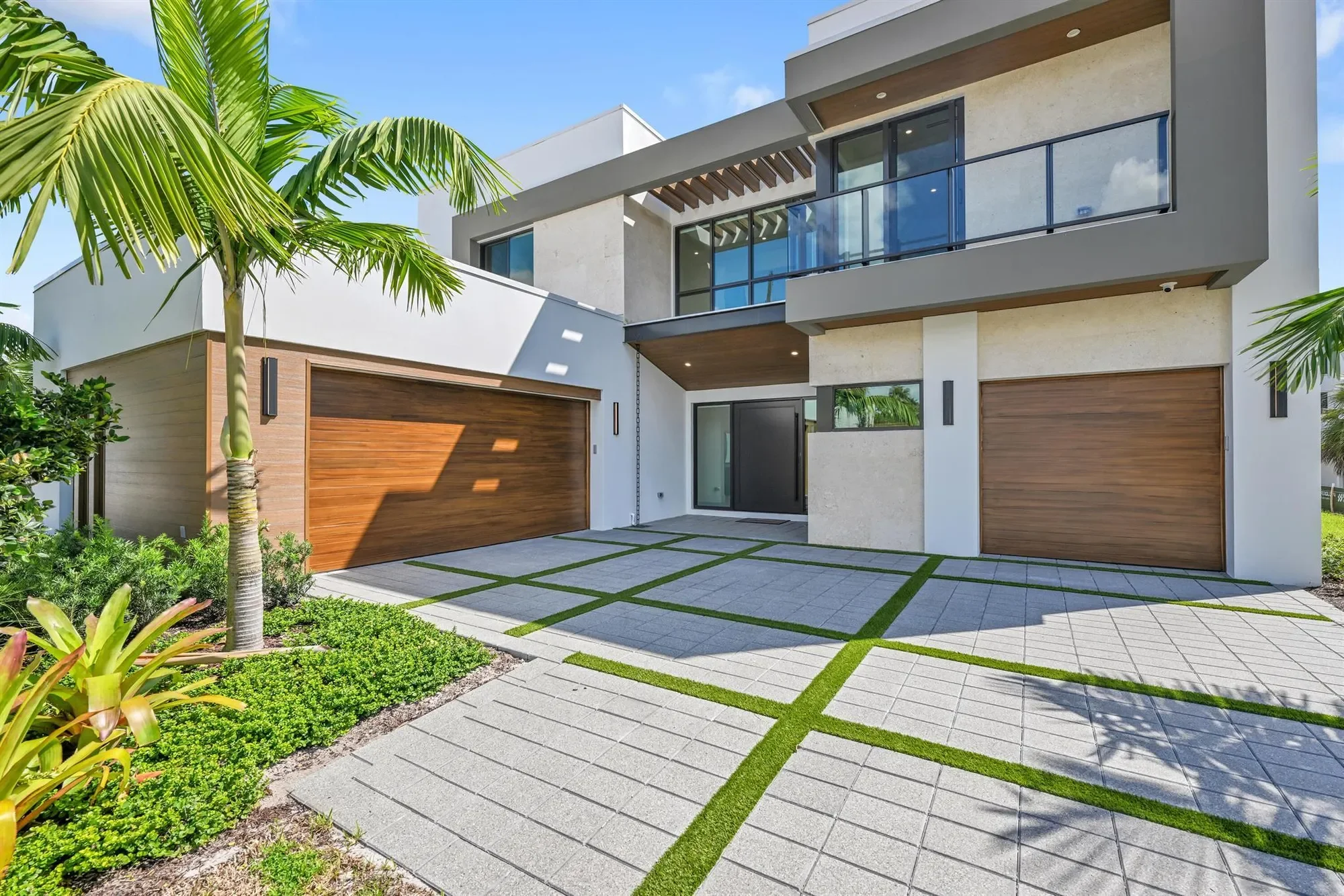 16694 Mosaic Place, Delray Beach, Florida, United States. - Hero Image