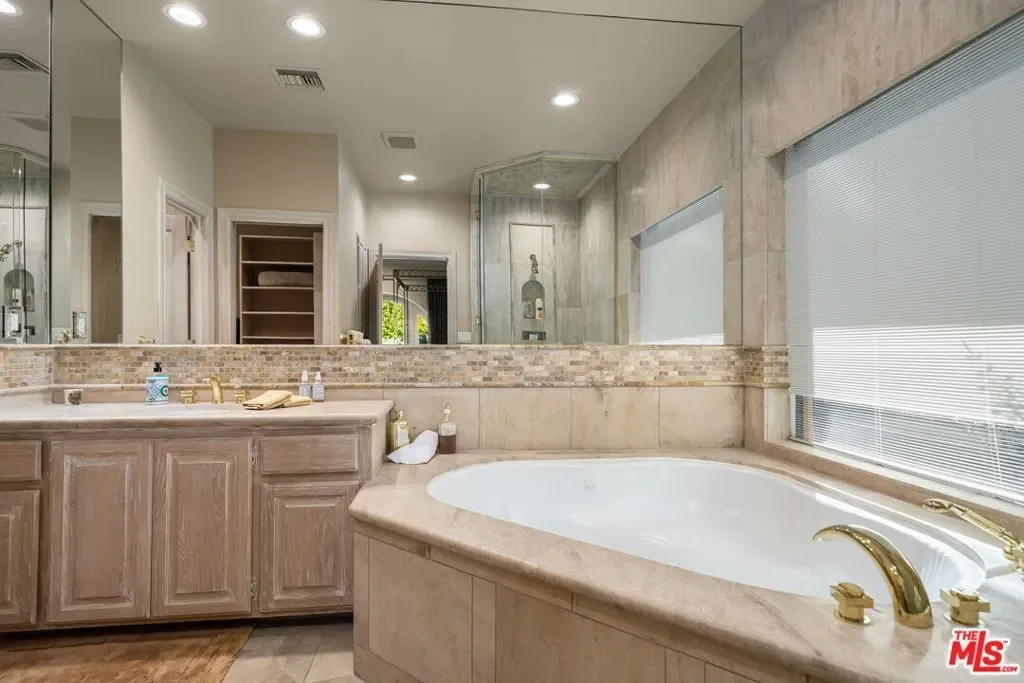 71150 N Thunderbird Terrace, Rancho Mirage, California, United States. - Photo 36