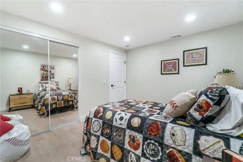 1381 Penrith, Tustin, California, United States. - Photo 36
